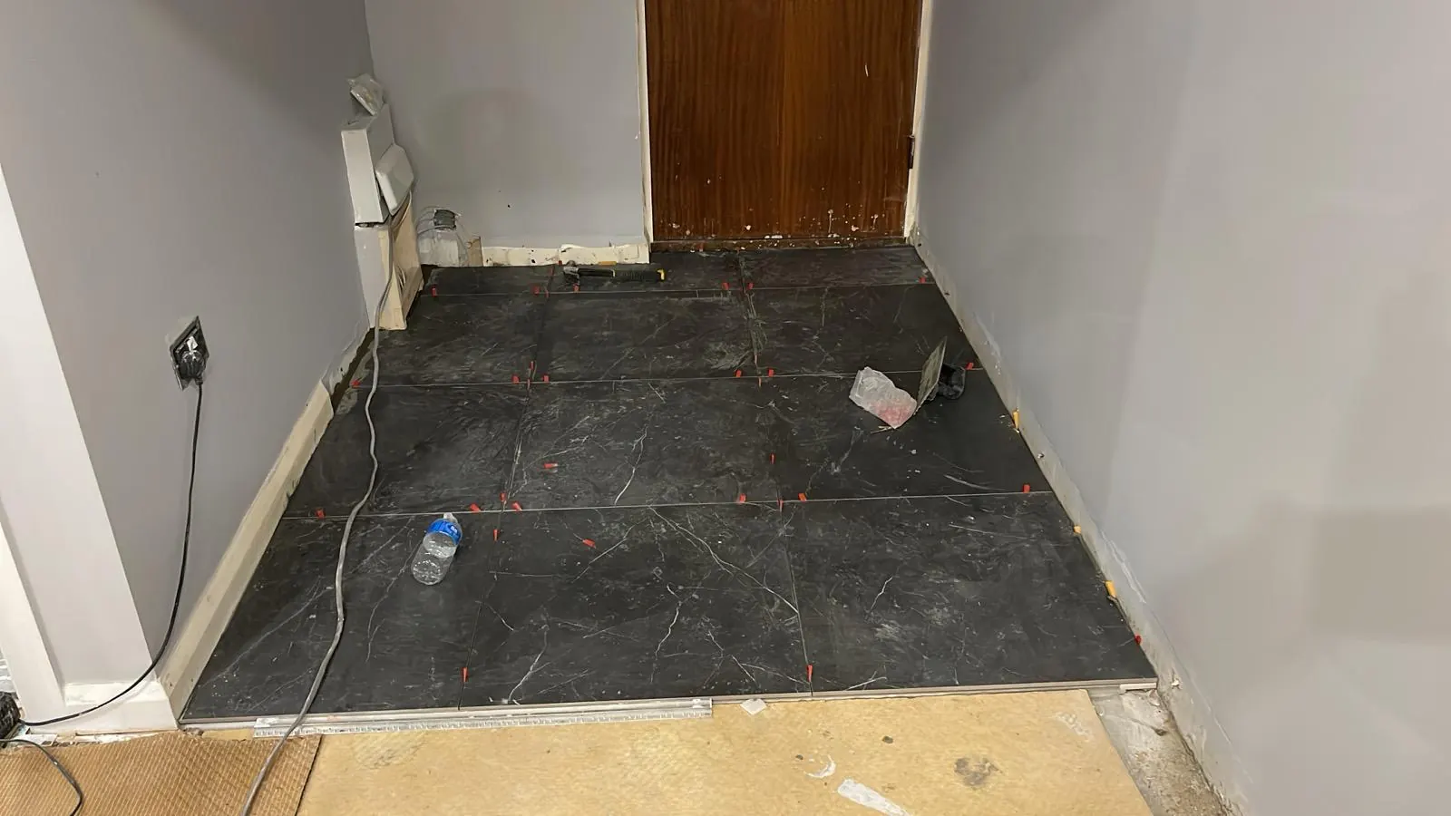 Entrance floor tiling